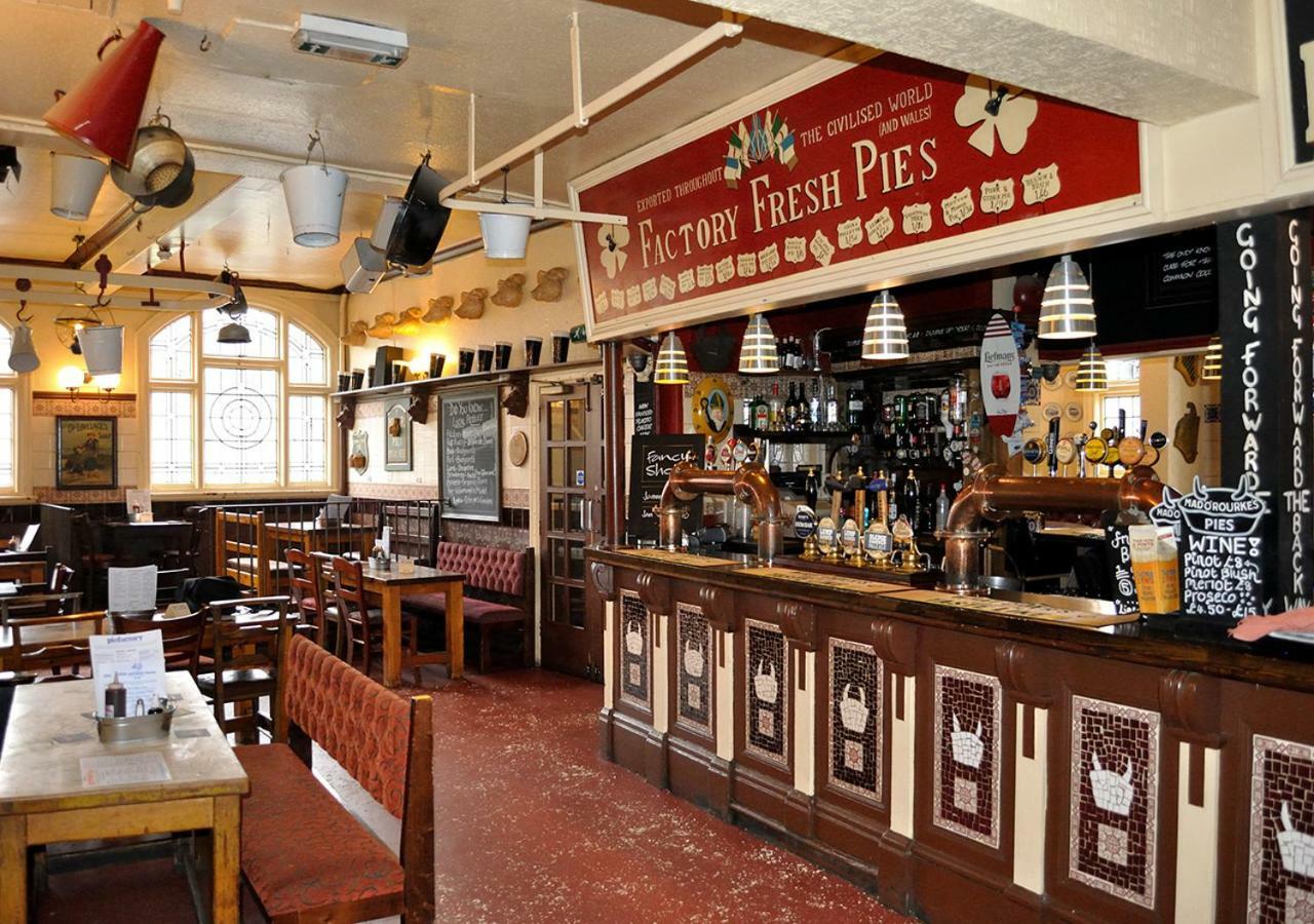 Mad O'Rourkes Pie Factory Hotel Dudley Exterior foto